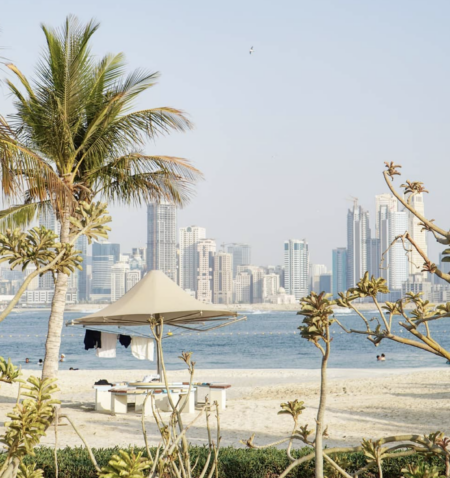 Beste stranden Dubai, mooi strand dubai, gratis strand Dubai, strandfaciliteiten in Dubai, Palm West Beach Dubai, JBR Beach Dubai