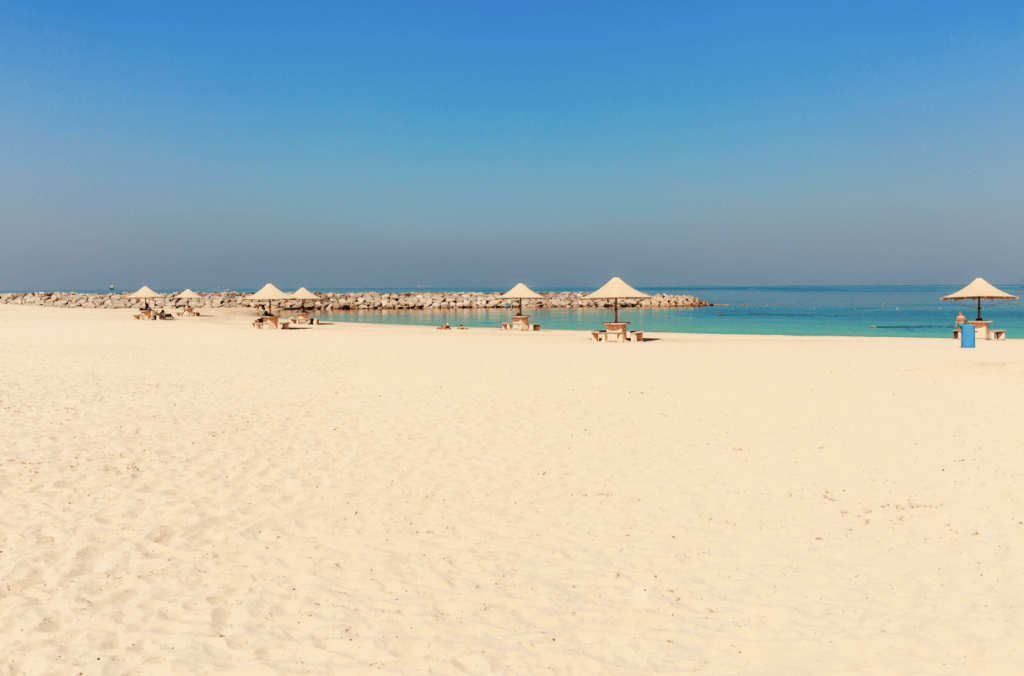 Al Mamzar Beach Dubai, Al Mamzar Park Dubai, al mamzar beach park, mooie stranden dubai,