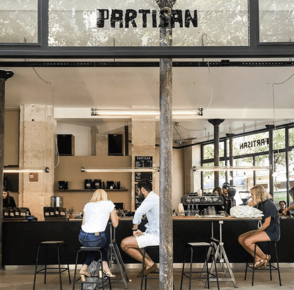 leuke koffie hotspots in Parijs, waar koffie drinken Parijs, leuke koffietentjes Parijs, beste koffie Parijs