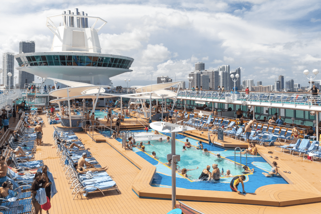 is cruisen iets voor mij, is een cruise leuk, nadelen cruise vakantie, voordelen cruise vakantie, is cruisen leuk, cruise vakantie,