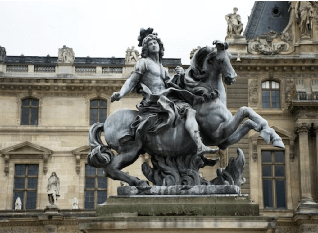 Louvre parijs tickets, Louvre parijs tickets online, museum louvre parijs, openingstijden louvre parijs, het louvre weetjes, waar ligt het louvre, louvre gratis toegang