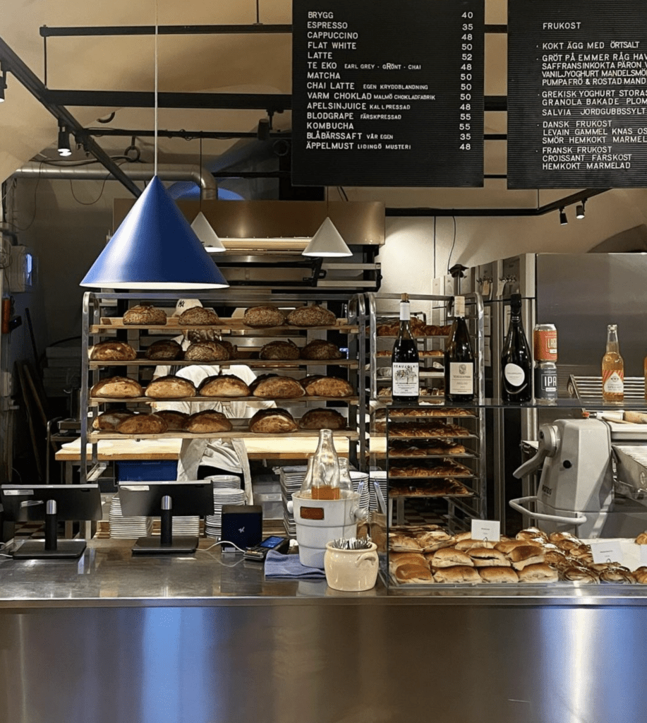 ostermalm food hall stockholm, visit stockholm, ostermalm stockholm hotels, ostermalm stockholm restaurants, ostermalm stockholm winkelen, leuke wijken stockholm 